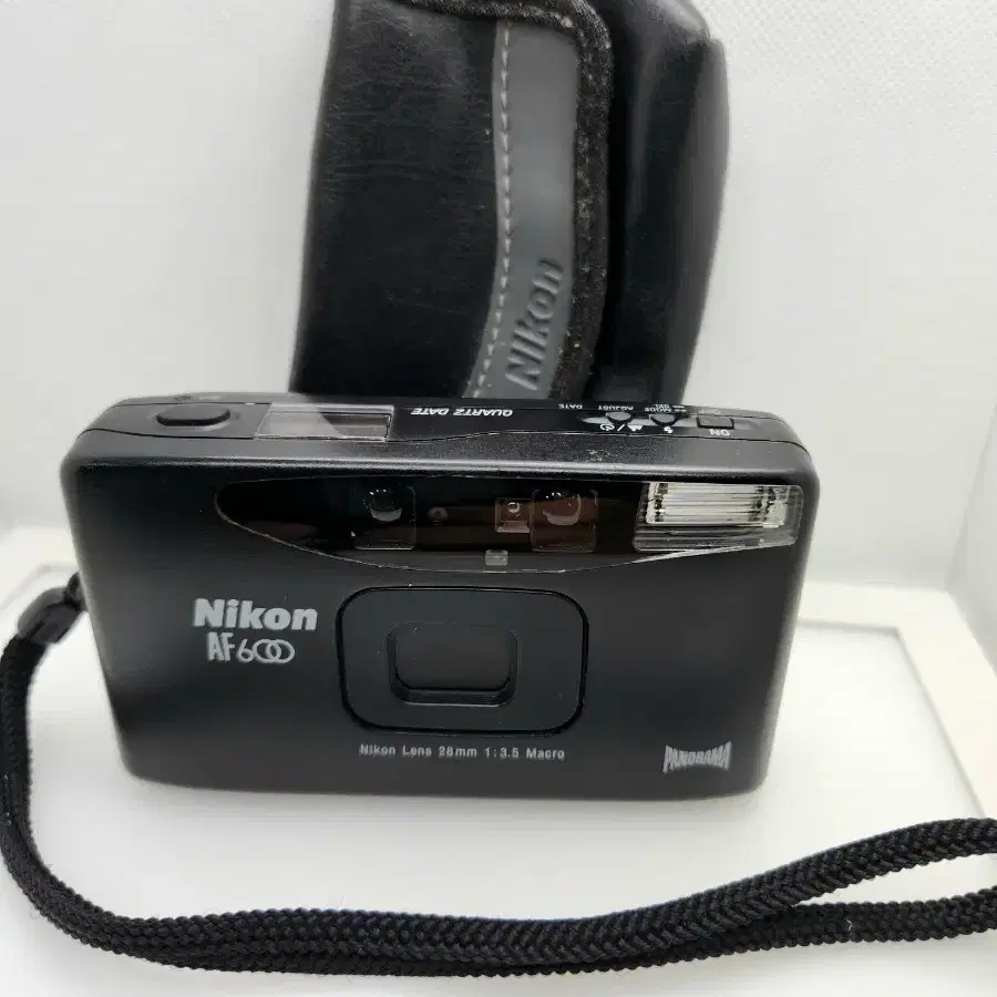 니콘 AF600