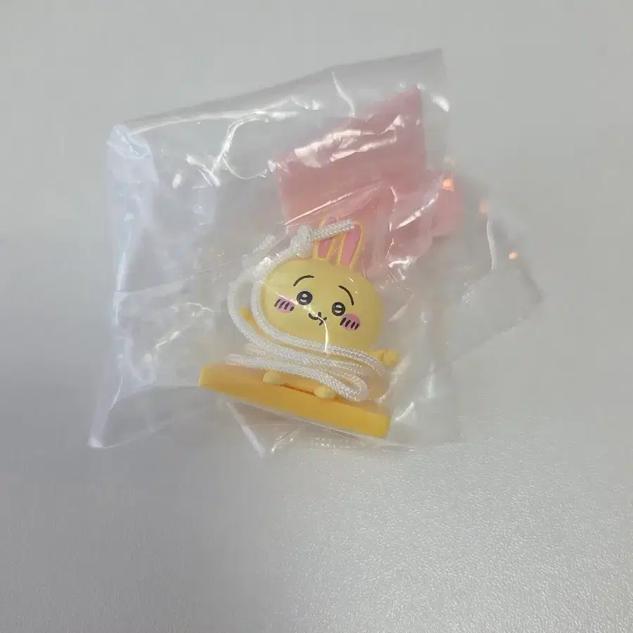 치이카와 먼작귀 우사기 그네 가챠