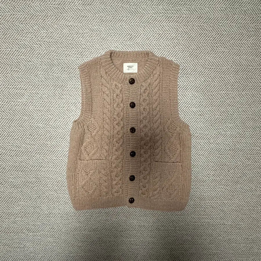 HARVESTY heavy knit vest