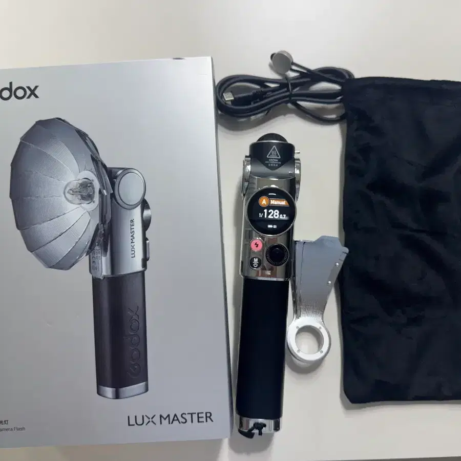Godox Lux Master 카메라 플래시