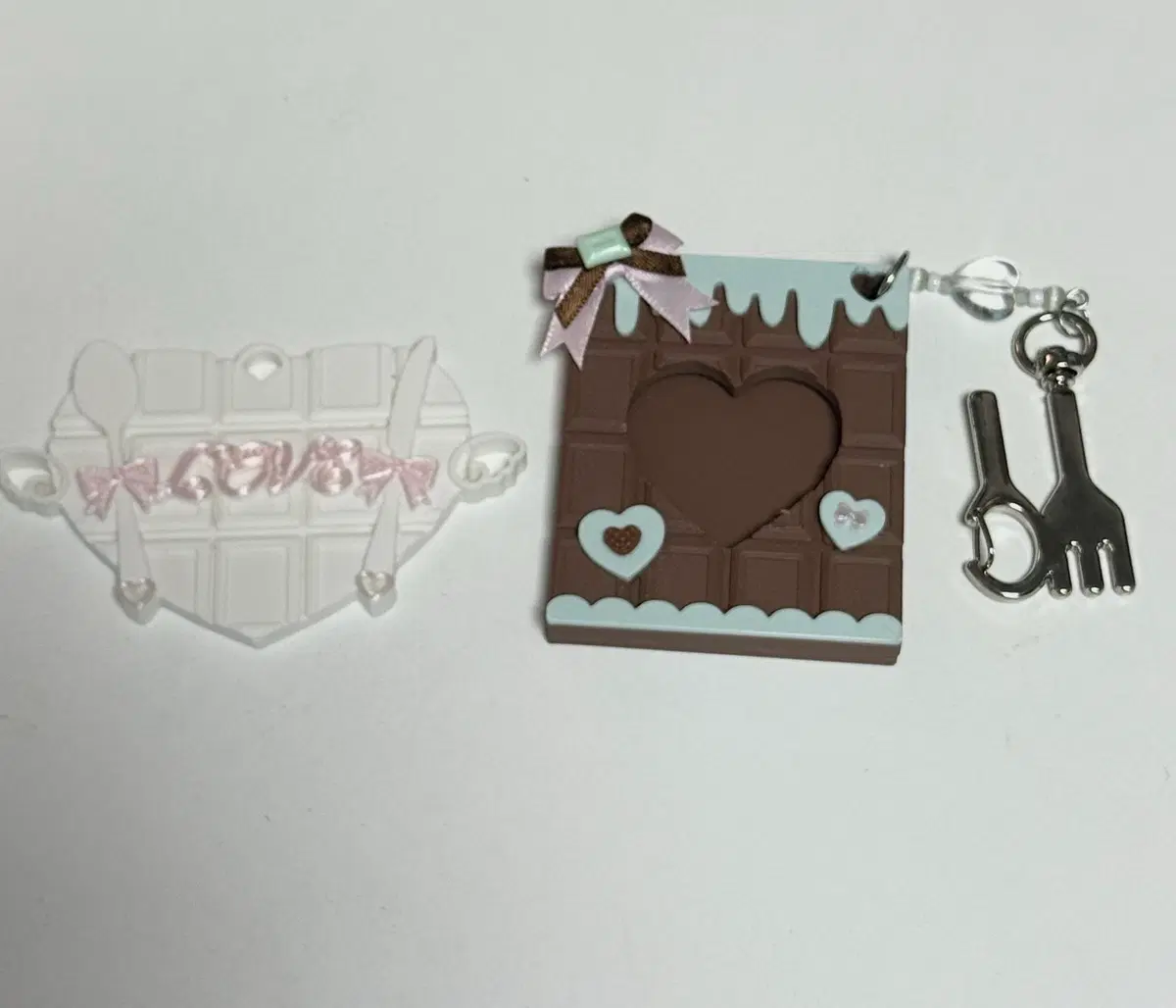 Tteok cat Tteokket Koleat Chocolate Photo Holder Keyring