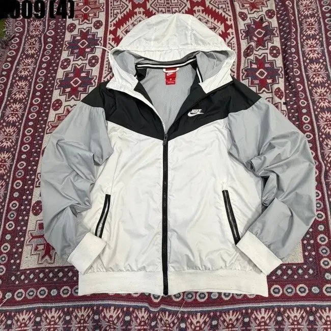 나이키 스우시 후드 바람막이 자켓 M 1009