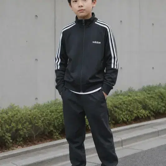F191 ADIDAS 자켓 150 키즈 아지구제