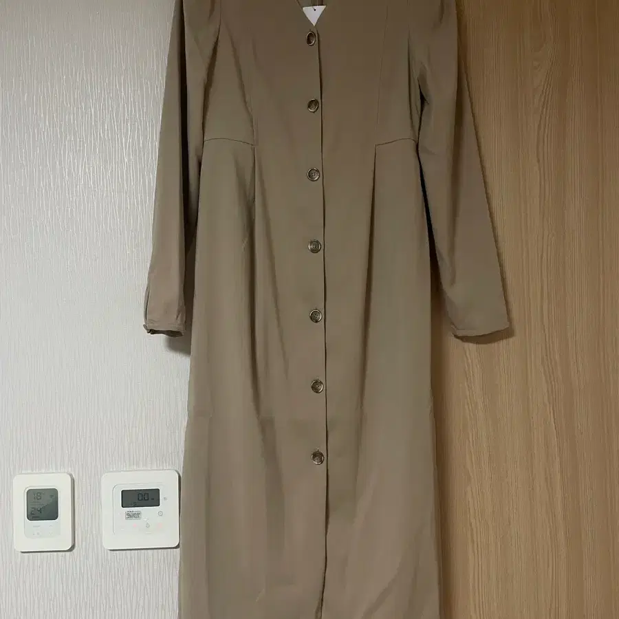 에잇세컨즈 베이지 롱원피스 s사이즈