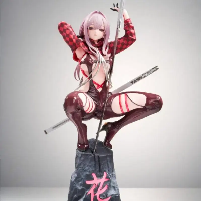 니케 스칼렛 레이서스 1/10 피규어