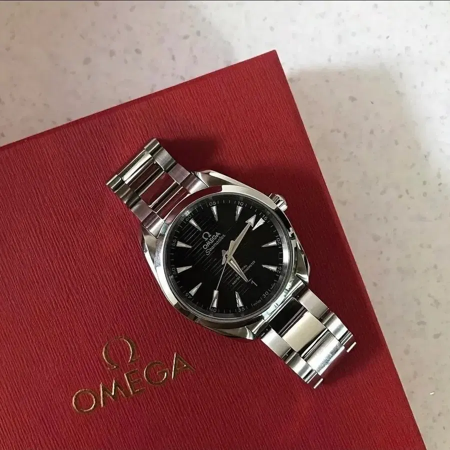 오메가 씨마스터 아쿠아테라 38mm 검판