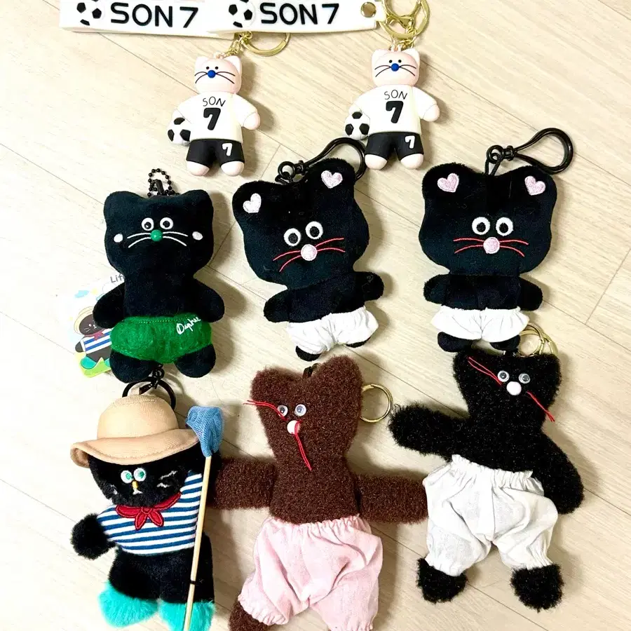 검은고양이모남희 x NOS7 쏜희손흥민 콜라보 인형뽑기키링 열쇠가방고리 인형 키링(일괄