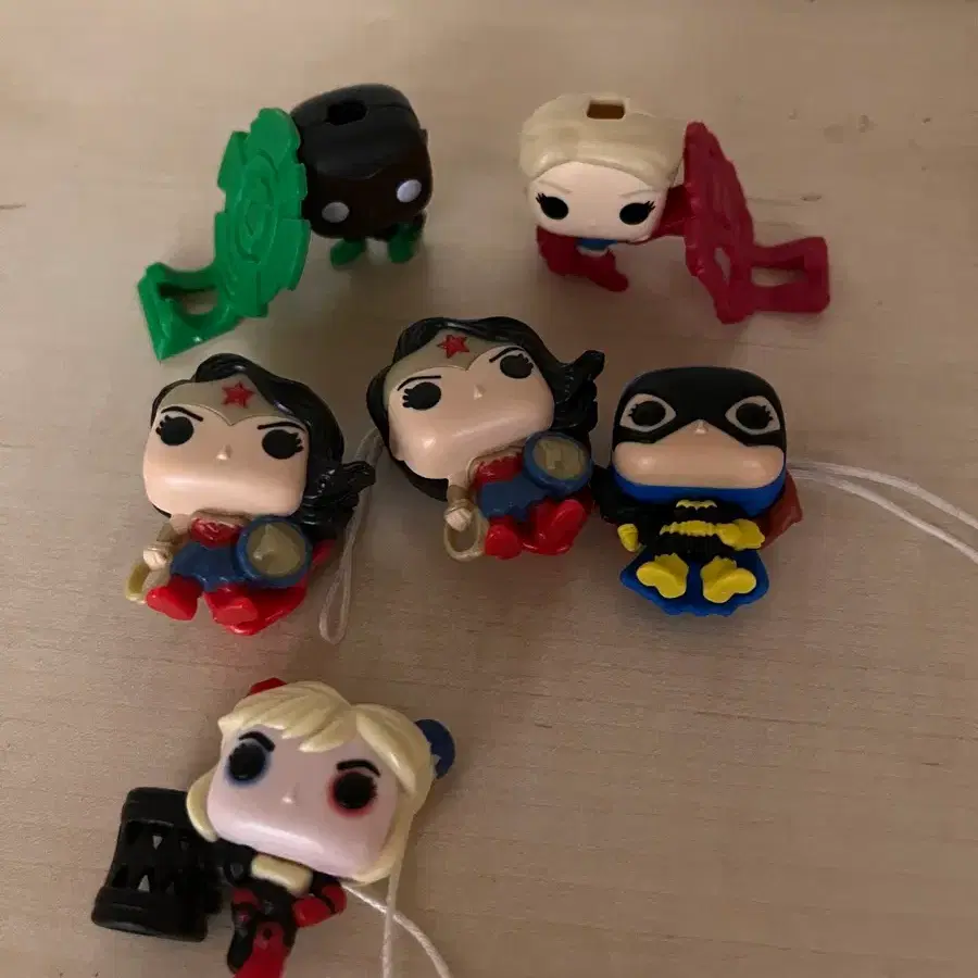 킨더조이 DC 히어로