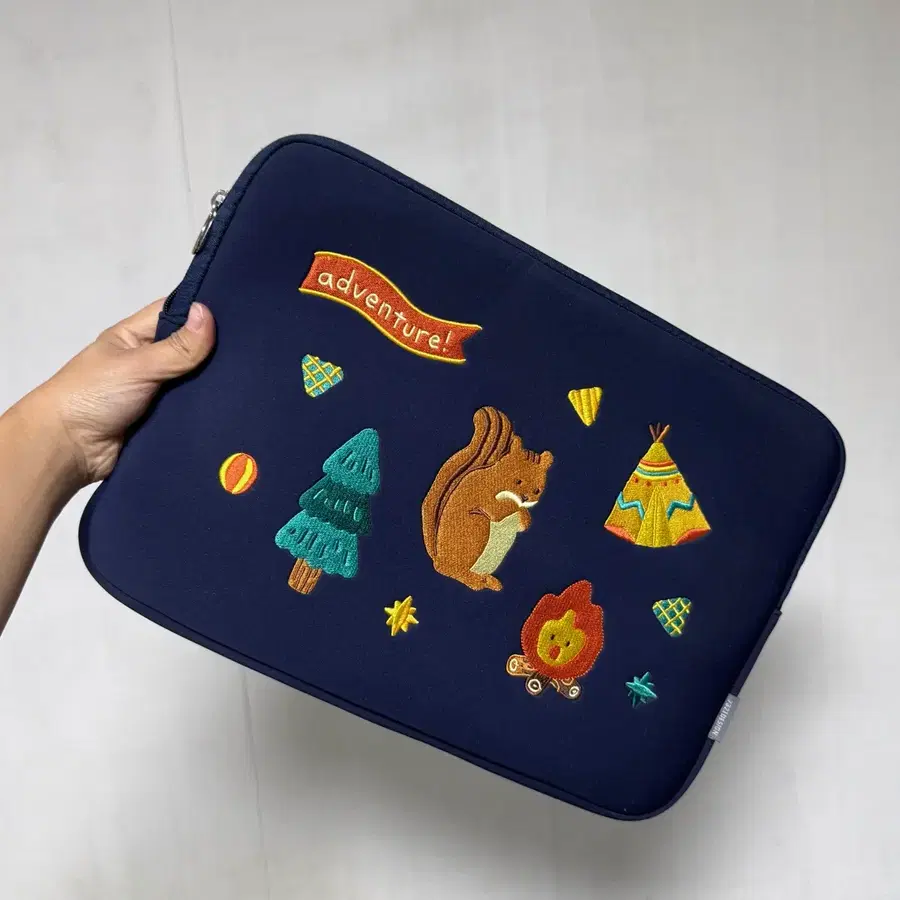 7321 Design 꾸꾸 태블릿/노트북 파우치 - 파이어 15/16인치