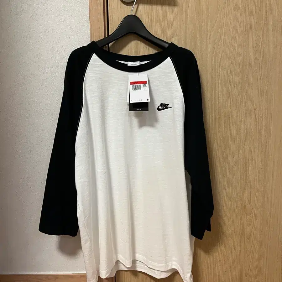 [새상품] 26SS 나이키 래글런 7부 롱슬리브 티셔츠 IF0756-010
