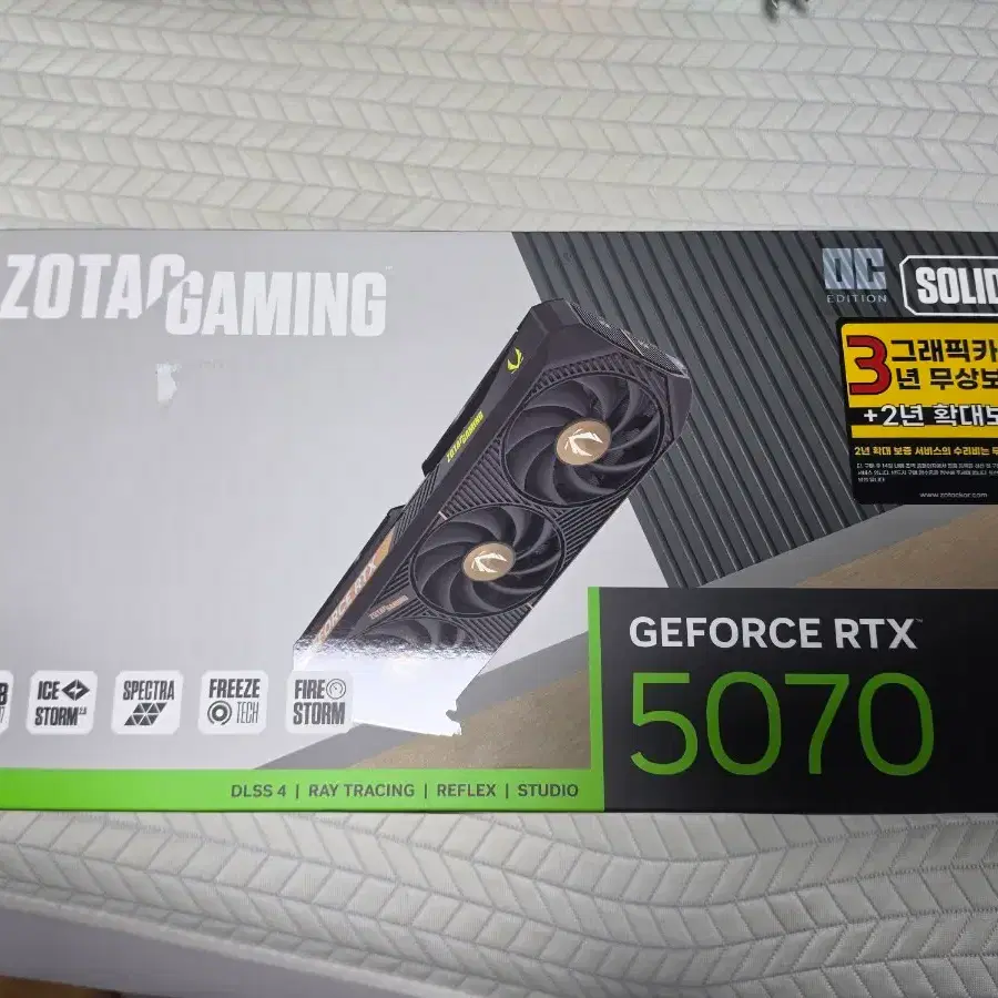 ZOTAC RTX 5070 SOLID 게이밍 그래픽카드