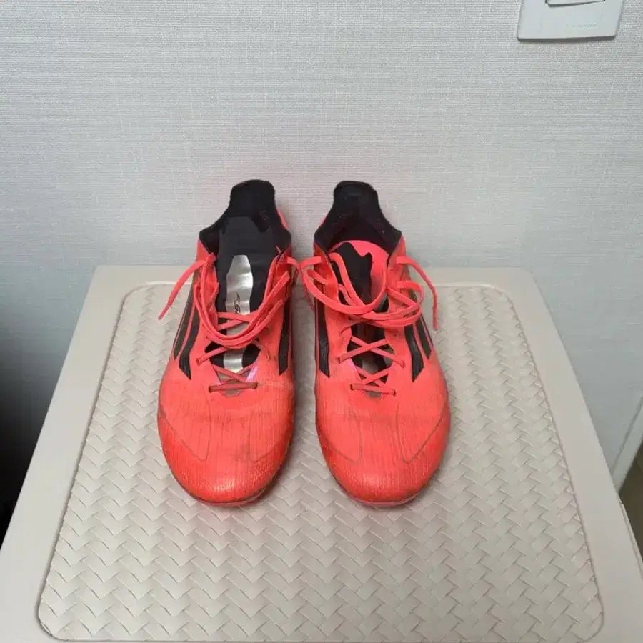 아디다스 f50 엘리트 ag 축구화 270
