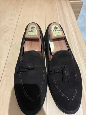 Alden 666 태슬 로퍼 스웨이드 9D