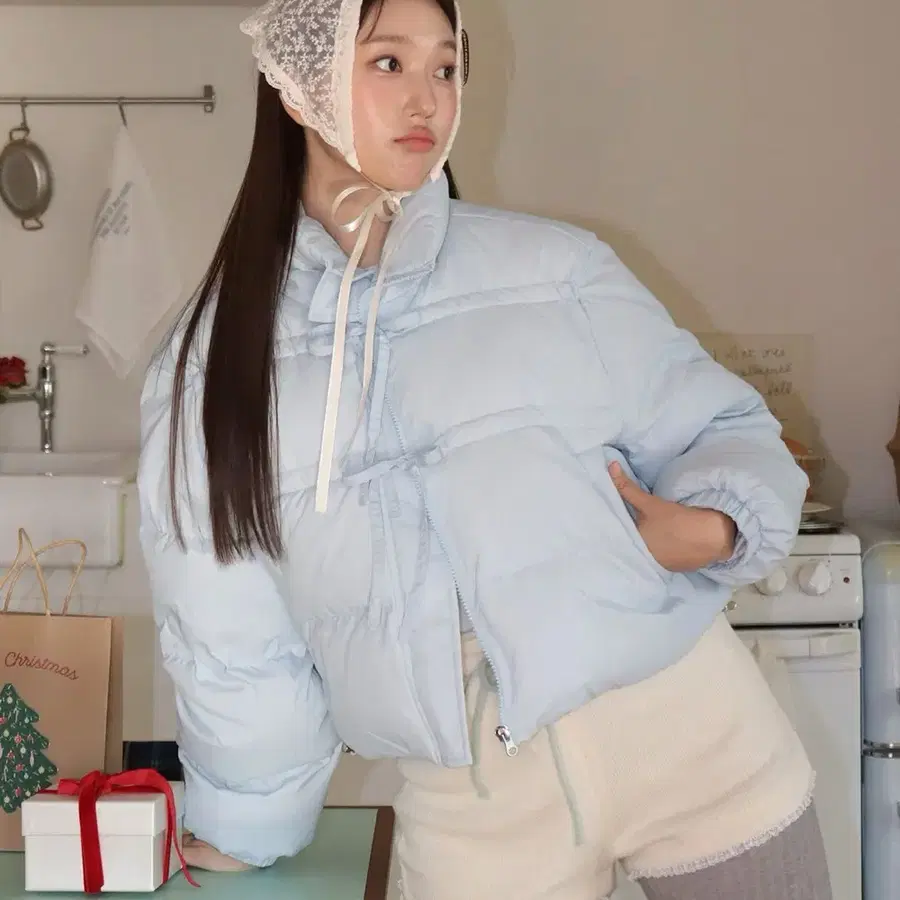 마가린핑거스 리본 셔링 숏패딩 하늘색