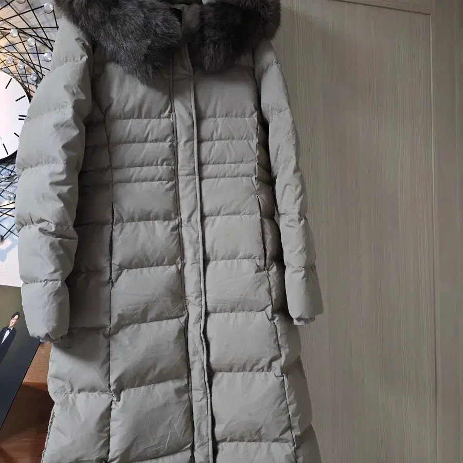 후라밍고 배색여우 거위솜털 롱 패딩