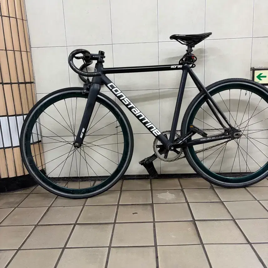 コンスタンティンドラッグ ピクシー 自転車