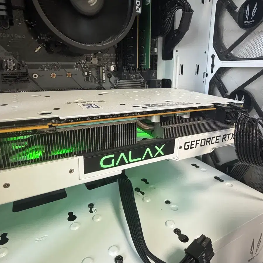 갤럭시 RTX2080 8GB 팝니다