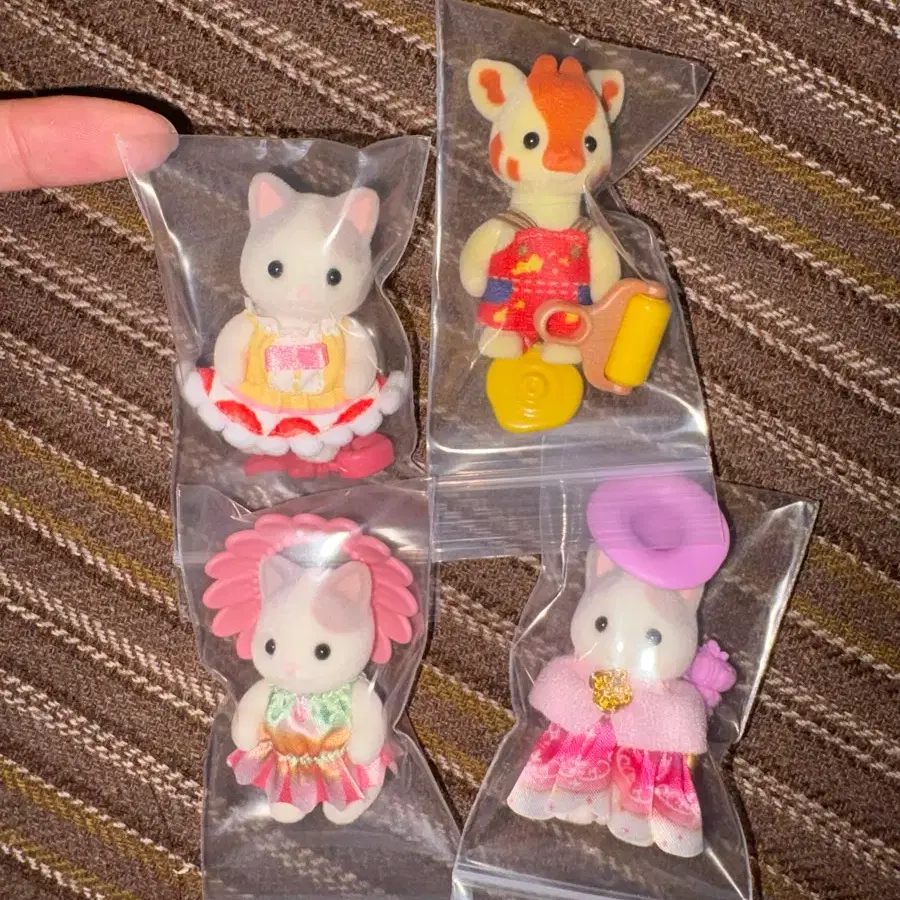 (일괄) 실바니안 라떼고양이 마법사 디저트케이크 기린