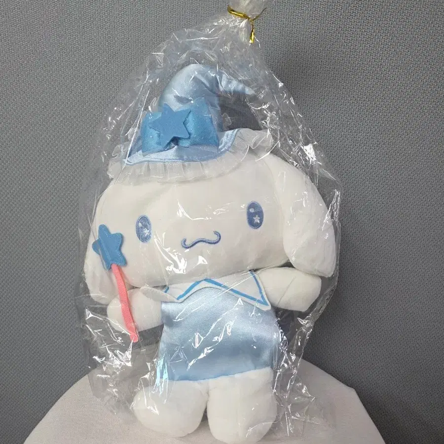 정품/새상품) 시나모롤 매지컬 프렌즈 봉제 중형 인형 25cm