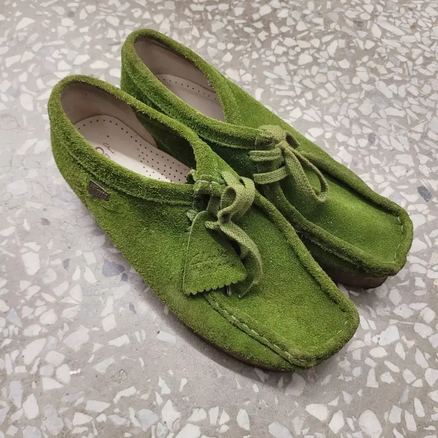 [245 size] 클락스 왈라비 단화 로퍼