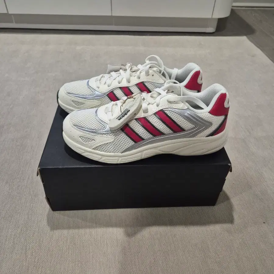 (새상품) 디다스 ECLYPTIX 2000
