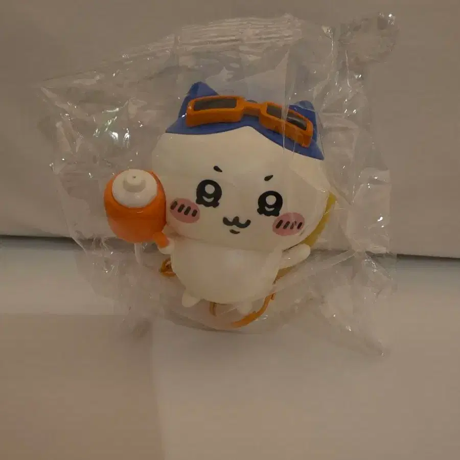 먼작귀 하치와레 물총 키링