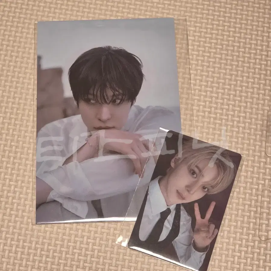 에이티즈 럭드 ateez sns 인증 전시회 blue drift exhibition 엽서 + 5만 포카 세트 정윤호 윤호 yunho postcard 50k pc set