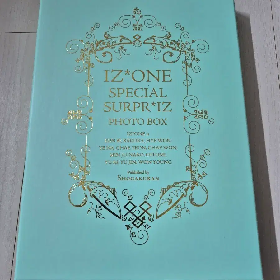 IZ*ONE 스페셜 포토 박스 배송비포함