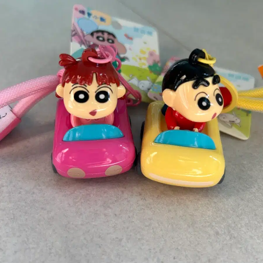 새상품 짱구는못말려 자동차 키링 2개 세트