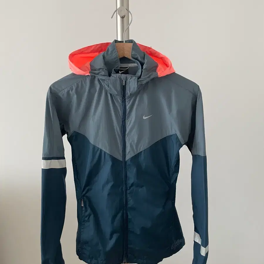 나이키(NIKE) 윈드 브레이커