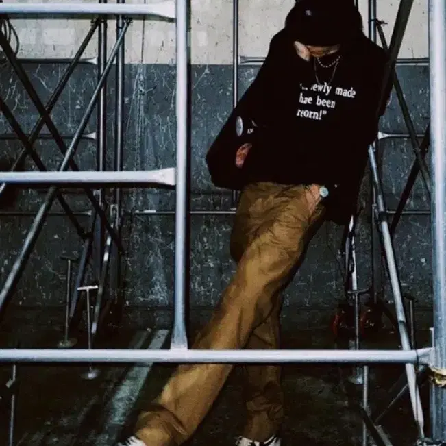 박효신 웃남 긴팔 티셔츠 검은색 1size