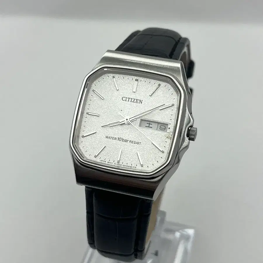 CITIZEN 1990 사각 데이데이트 30mm