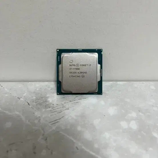 인텔 코어 i7-7700K CPU(쿨러도 같이)