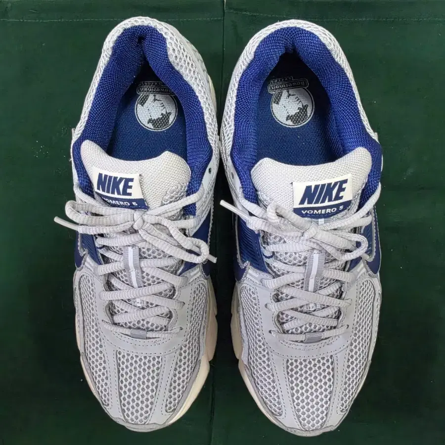 나이키 줌 보메로 5 그레이/블루 260