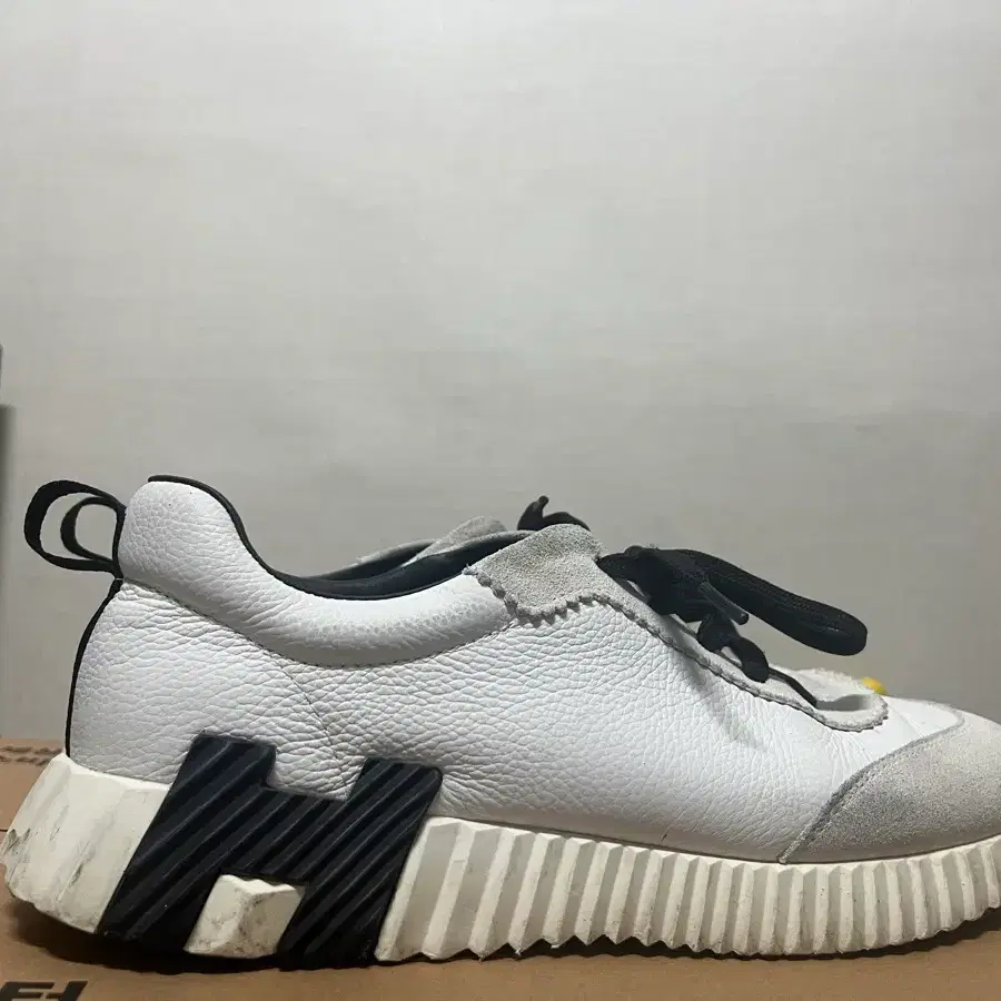에르메스 바운싱 스니커즈 42