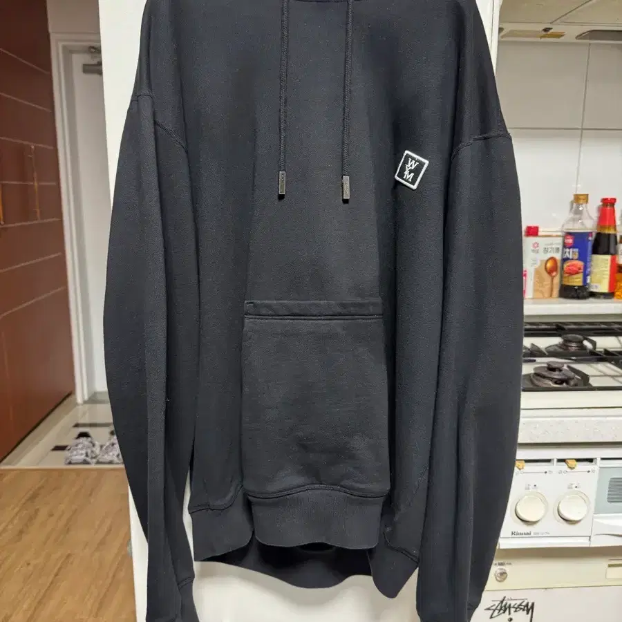 22FW 우영미 백로고 후드 블랙