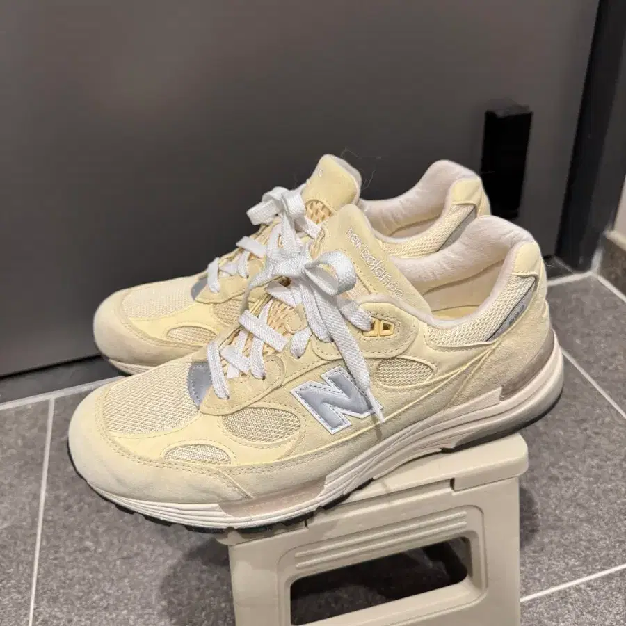 뉴발란스 992 스니커즈 uk9.5 d