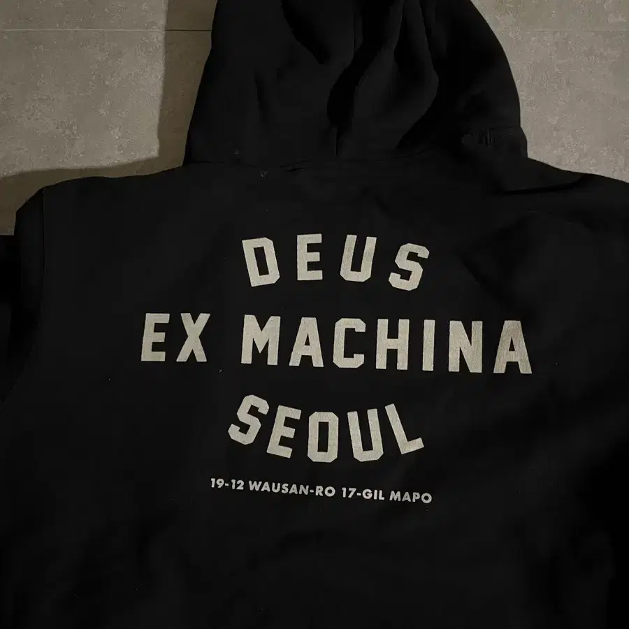 데우스 후드집업 서울