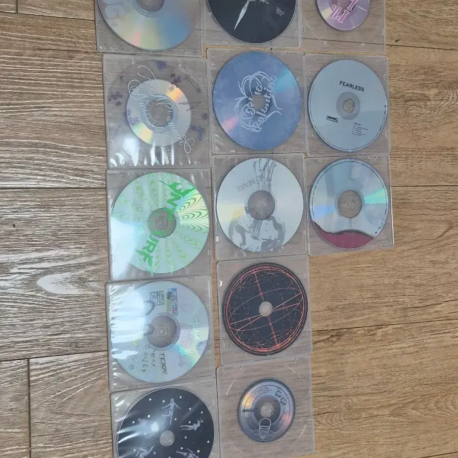 아이돌 cd 팔아요!! 설명봐줘요