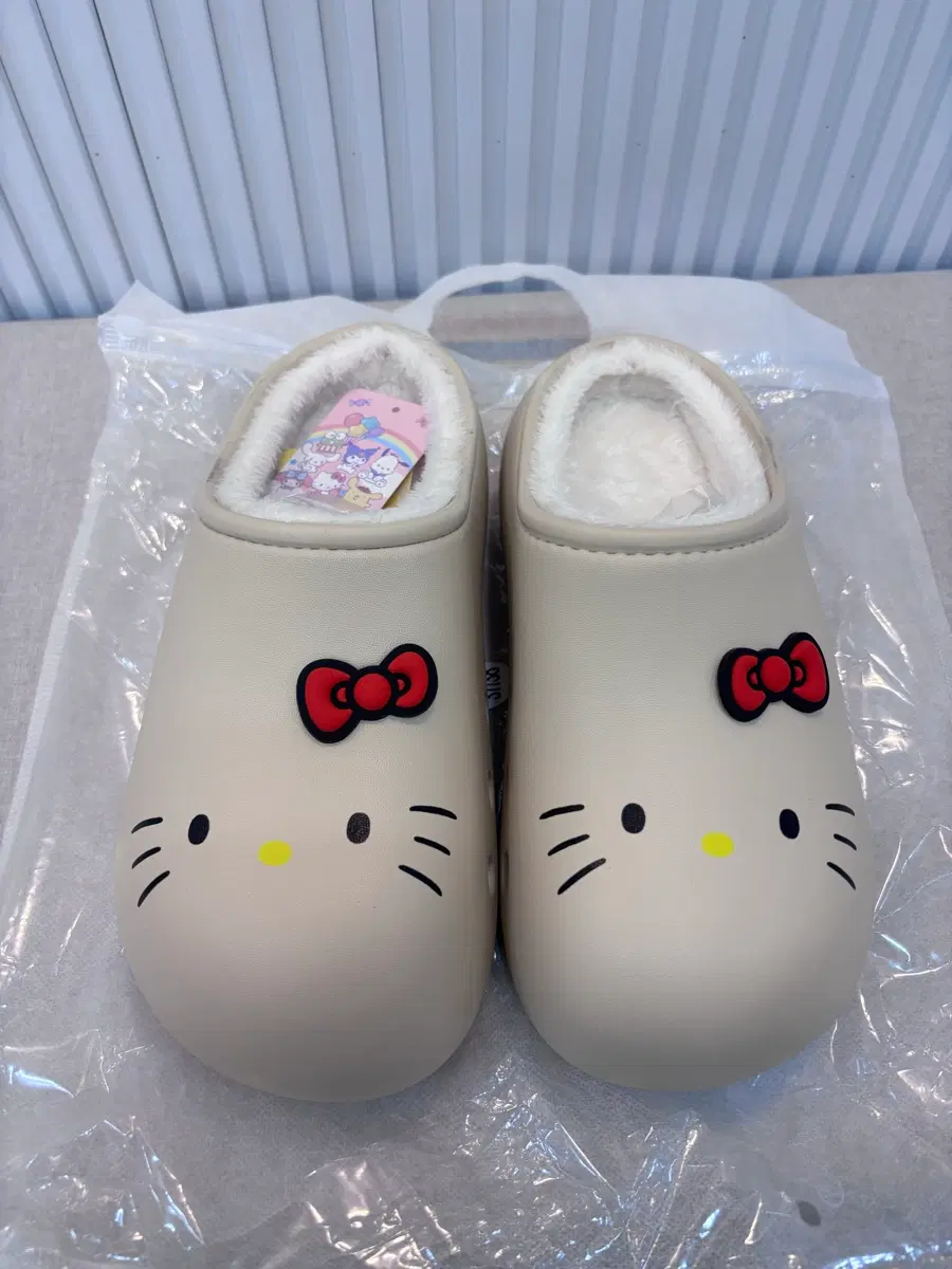 Sanrio Hello Kitty Fur Crocs Slippers Beige