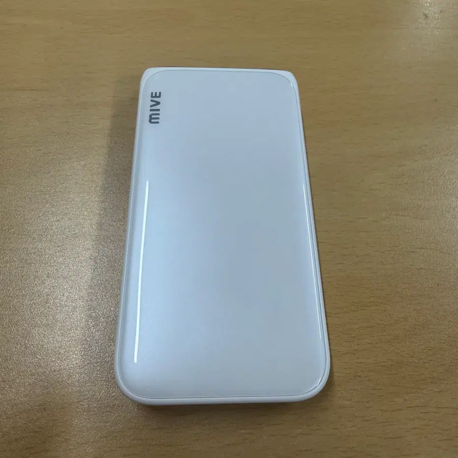 스타일폴더 화이트 S급 32GB