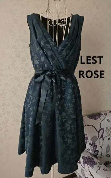새상품급 LEST ROSE 원피스 그린 카슈쿨 파티 M