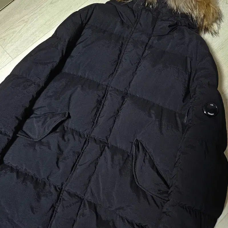 cp컴퍼니 롱패딩