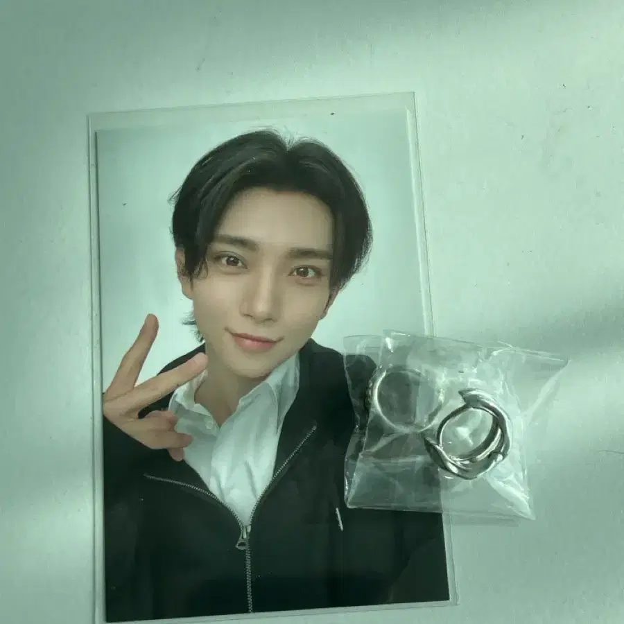 세븐틴 8주년 굿즈 조슈아 귀걸이