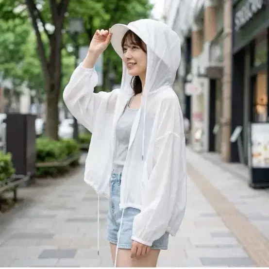 새상품 시스루 햇빛차단 경량 UV 화이트 후드 바람막이