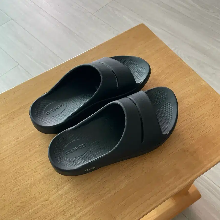 우포스 오리지널 슬라이드 블랙 240