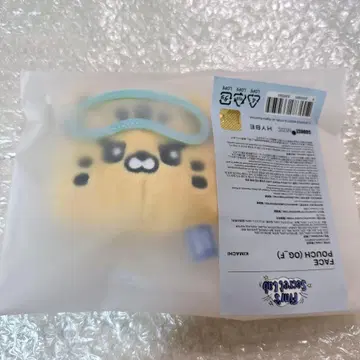 LESSERAFIM 채원 김아치 페이스 파우치