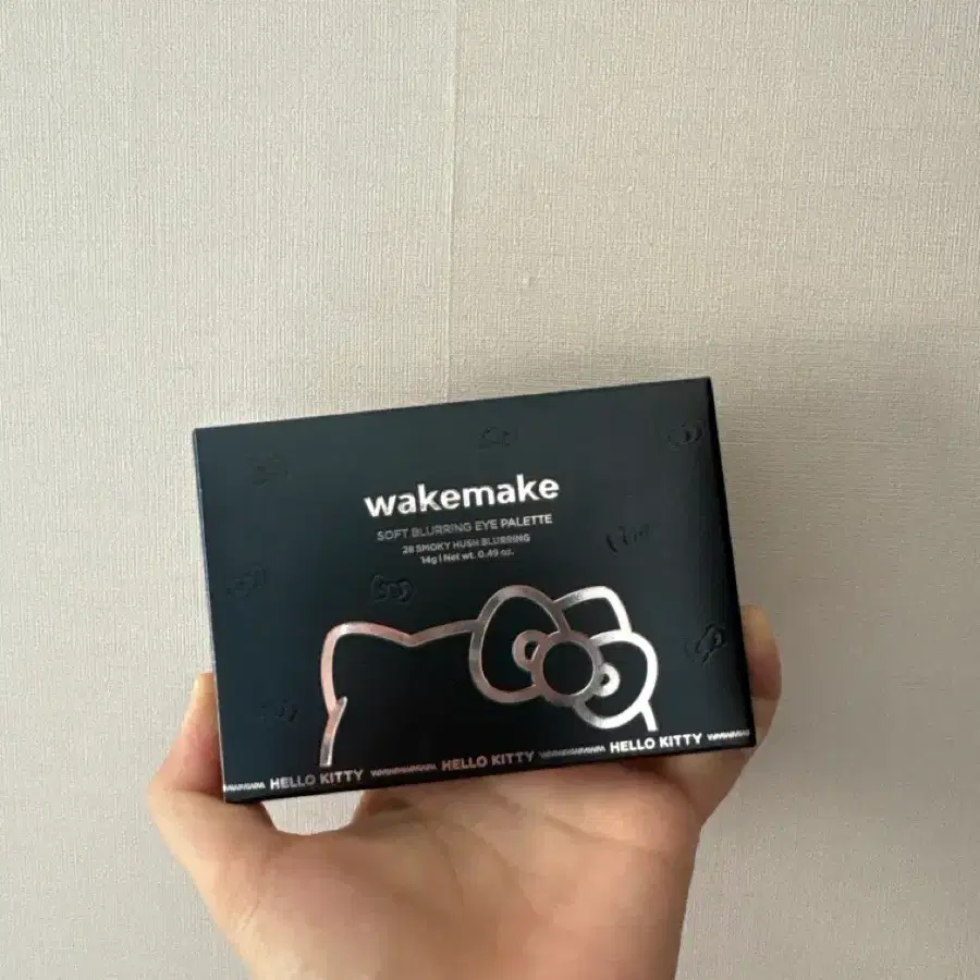 웨이크메이크 소프트 블러링 아이팔레트 28 스모키 허쉬 블러링 미개봉 새상품