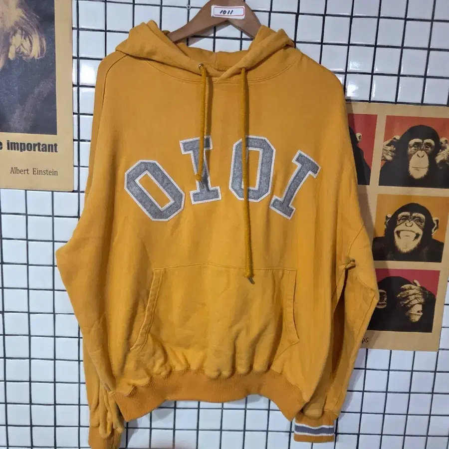 OIOI 후드티 옐로우 1011