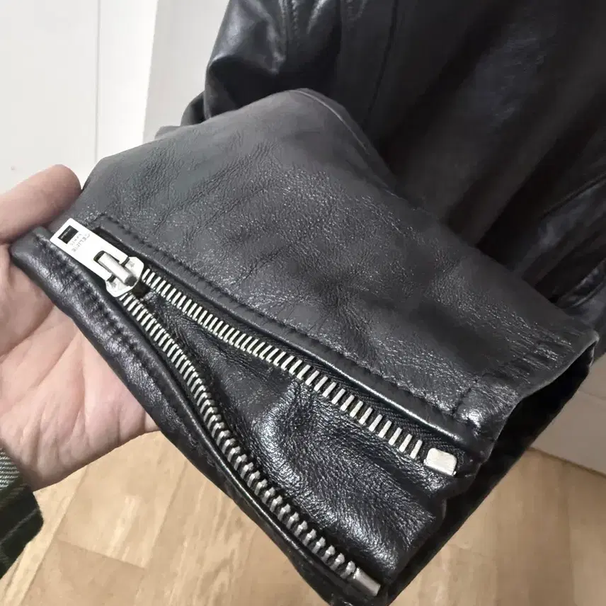셀린느 라이더 카프 레더 자켓 사진 6